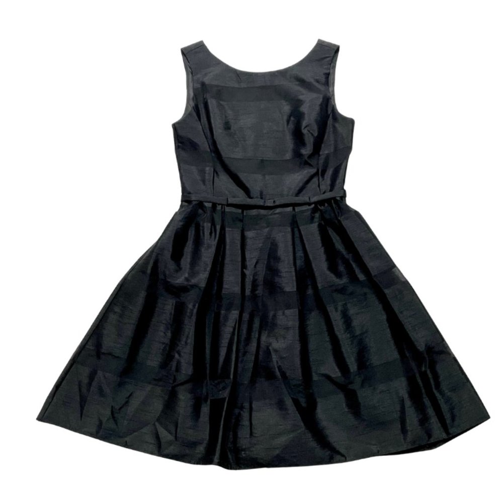 Just Taylor Dress